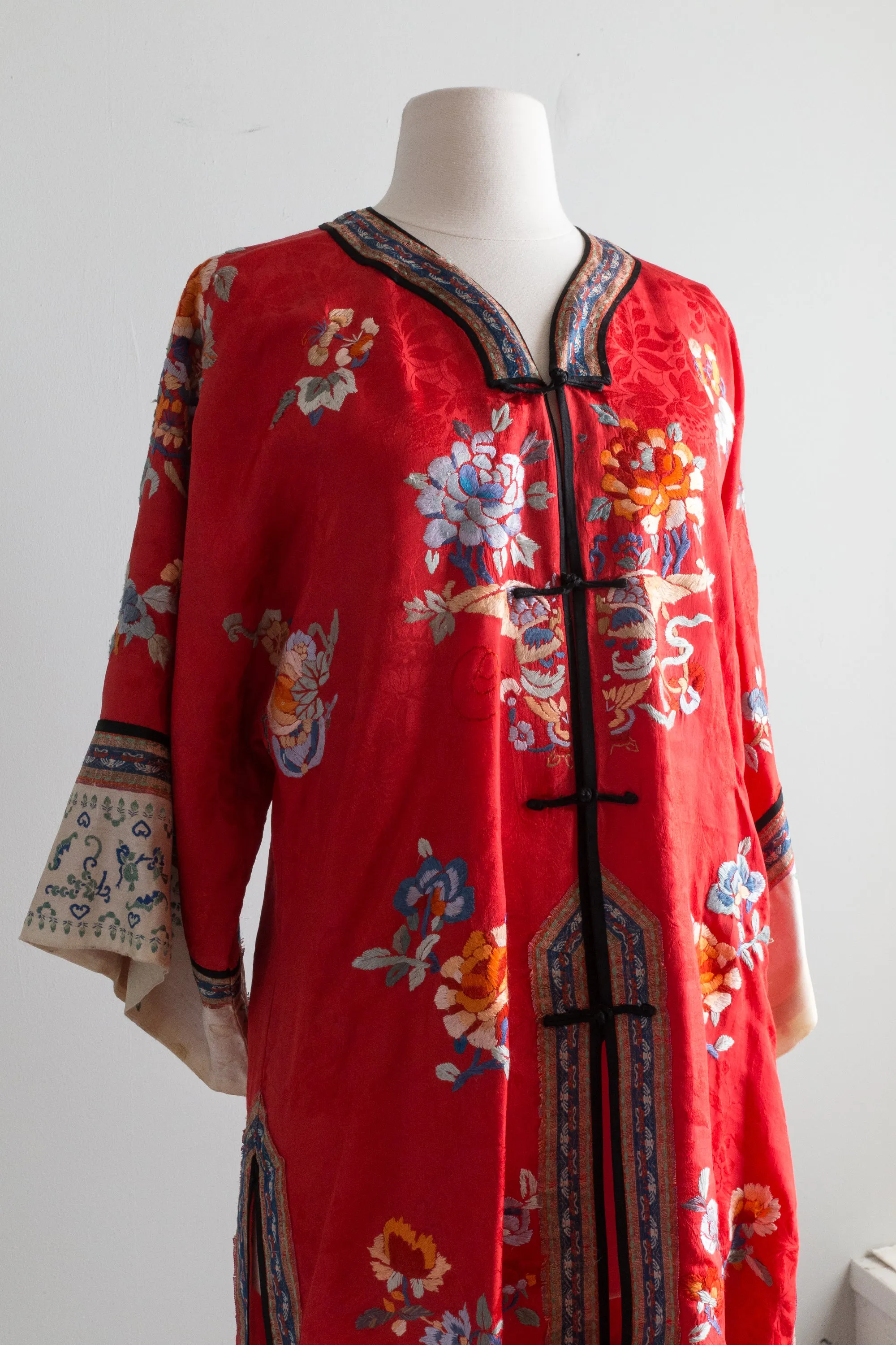 1930's Red Silk Chinese Embroidered Robe / SM