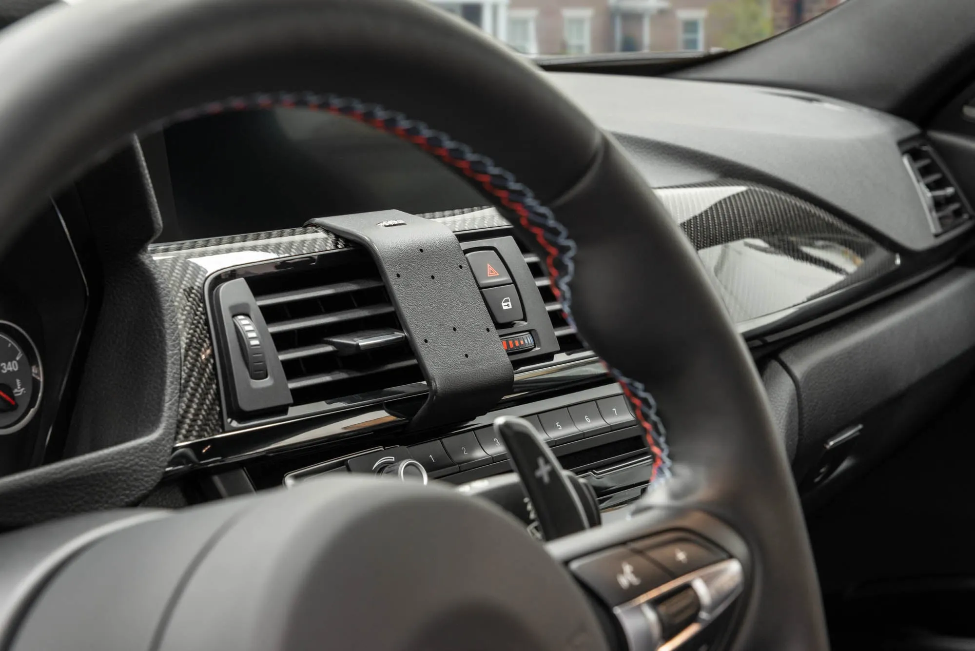 Center Dash Mount for BMW 4-Series/M4