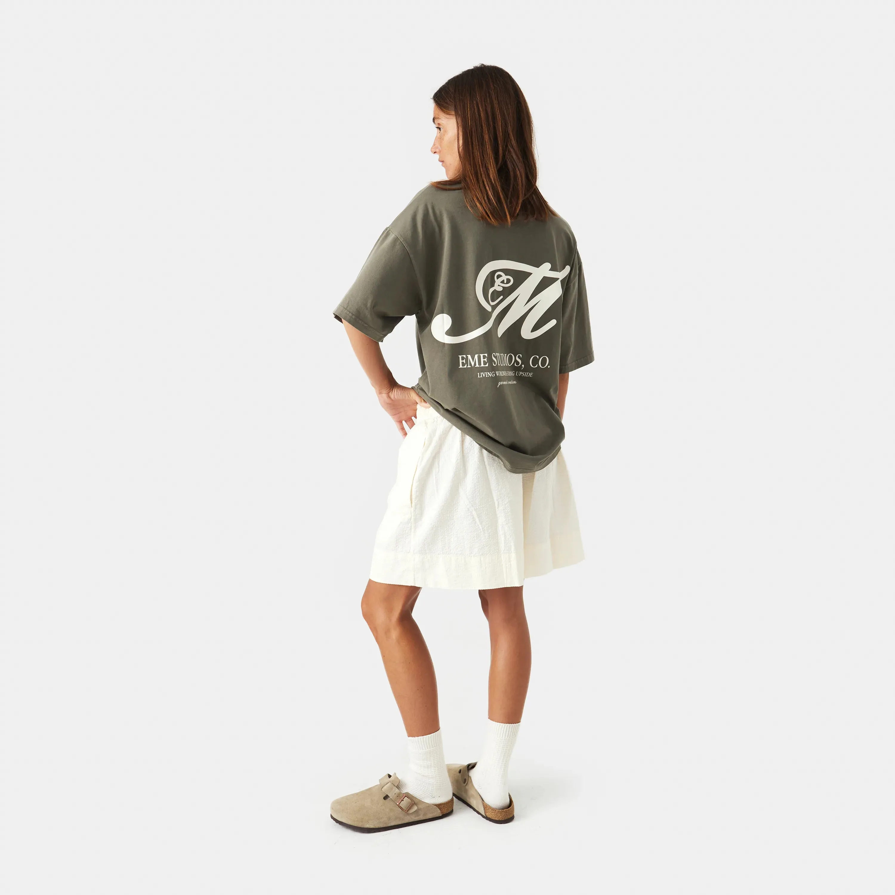 Classy Laurel Oversized Tee